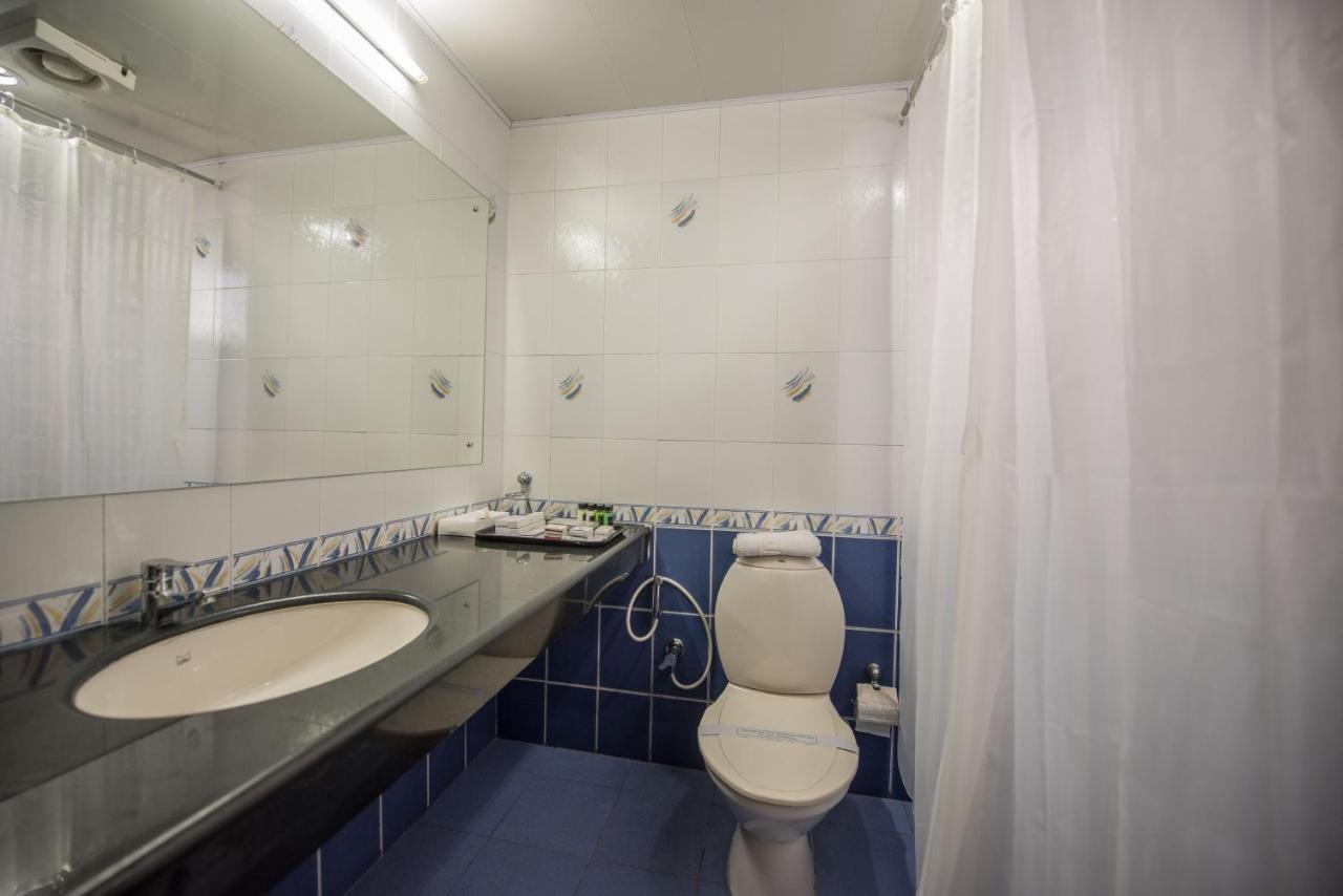 Kallada Golden Hotel Thrissur Εξωτερικό φωτογραφία