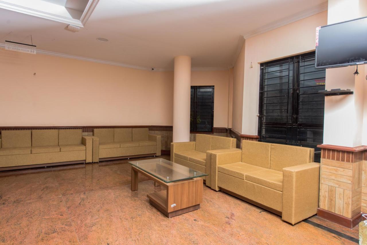 Kallada Golden Hotel Thrissur Εξωτερικό φωτογραφία